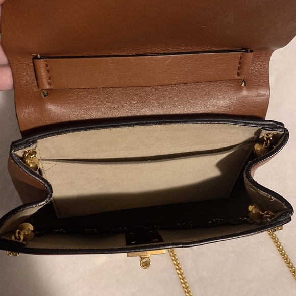 Chole mini Drew Leather Saddle Bag with chain - Picture 10 of 10